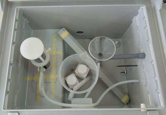 مختبر اختبار رش الملح لخلايا الطاقة الشمسية، آلة اختبار تآكل رش الملح، غرفة اختبار، معدات اختبار شيخوخة رش الملح لوحدات الطاقة الشمسية